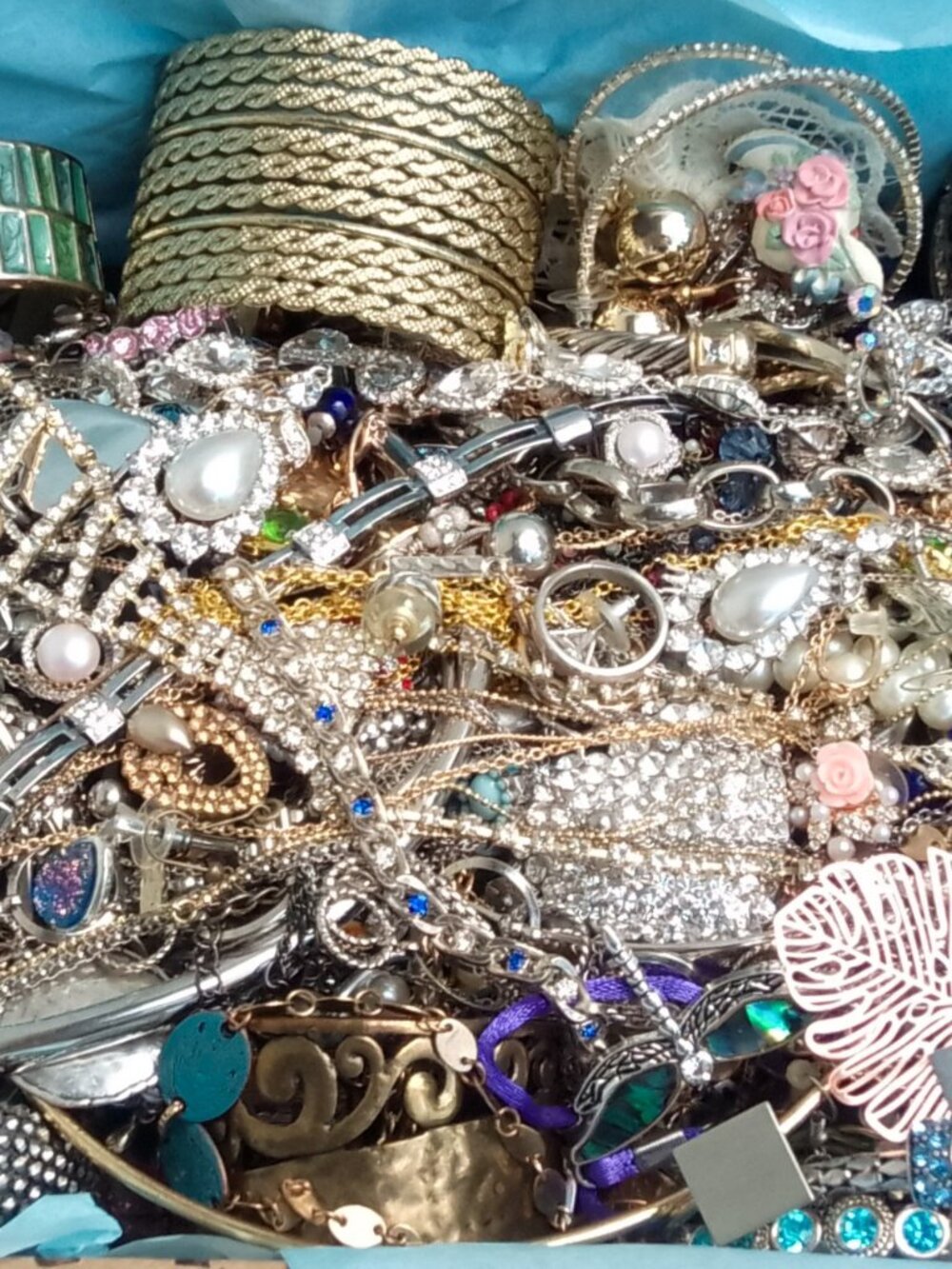 HUGE VINTAGE to Mod Junk Drawer Jewelry Lot 9+ Lbs Art Craft Repair Wear